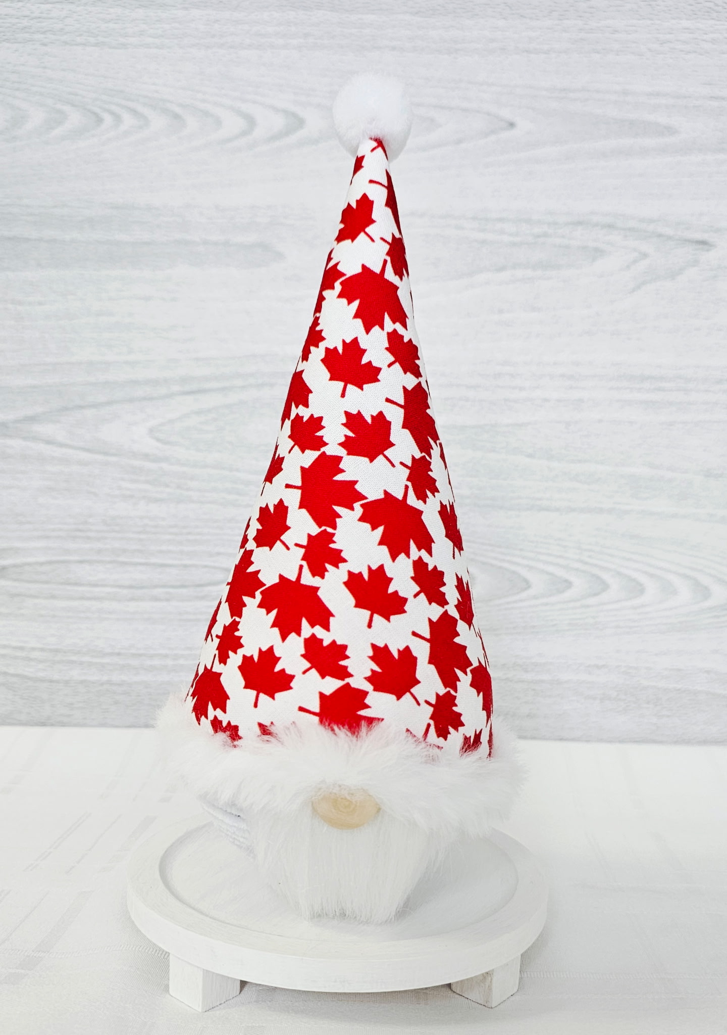 Canada Maple Leaf Gnome